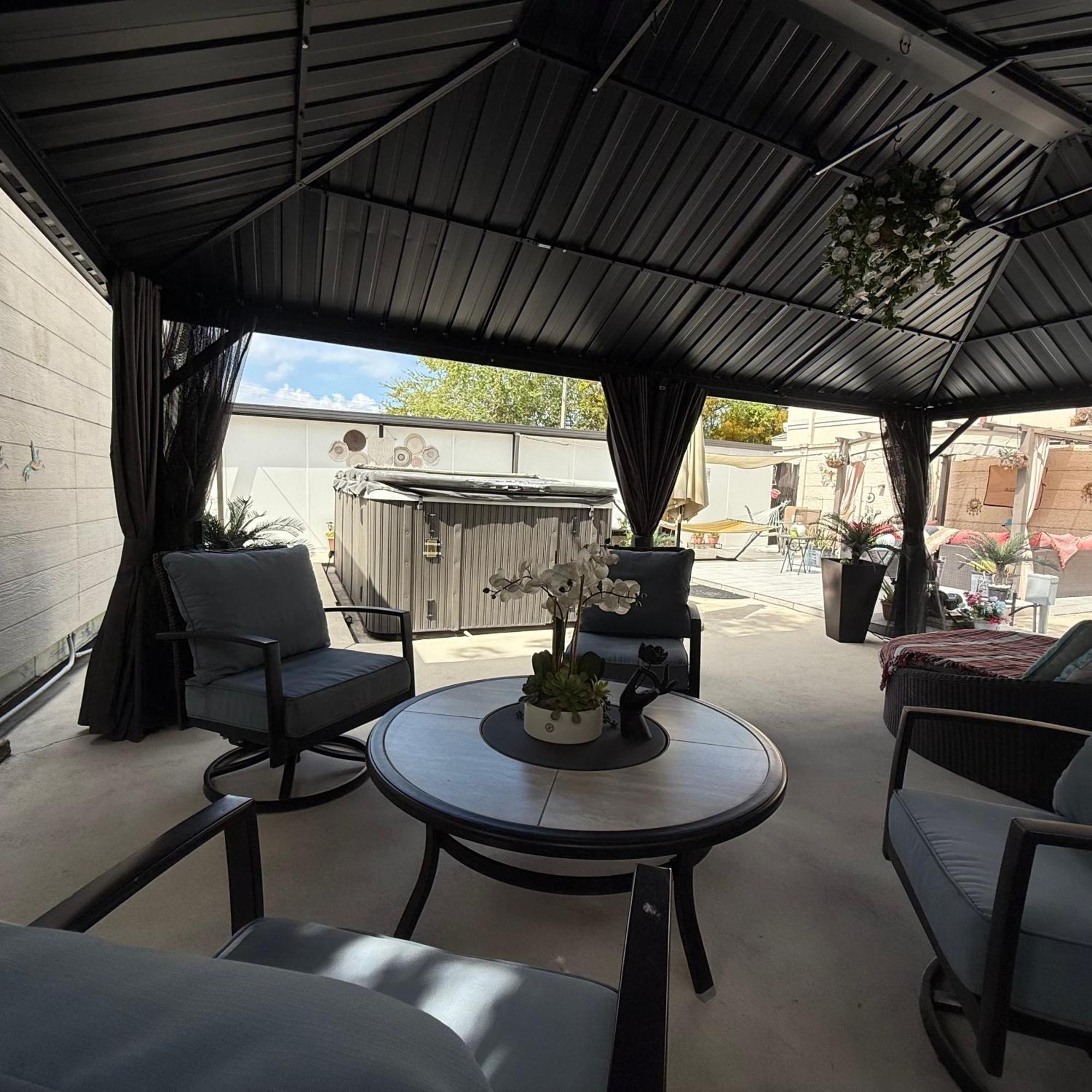 Tiny Place W Private Hot Jacuzzi 7 Min To Miami International Airport Bagian luar foto